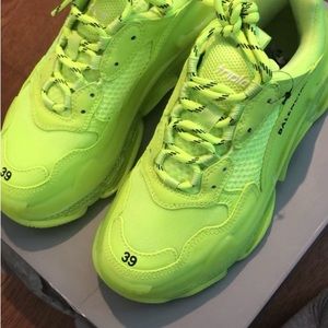 Womens Balenciaga Sneakers size 39.